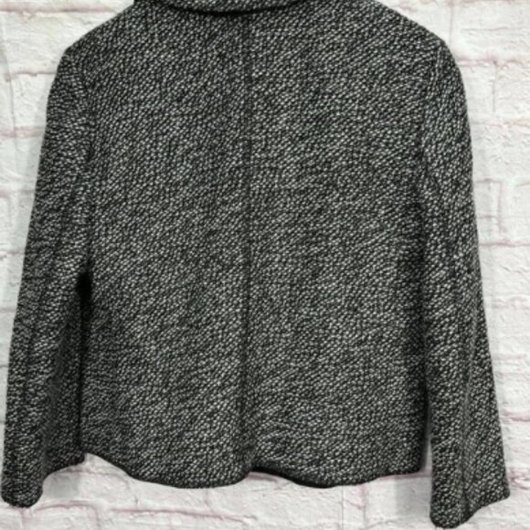 Akris Punto Women’s Coat Size 8 Wool Blend Switzerland 3-Button Closure Pockets - Picture 6 of 6